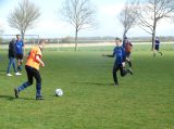 Training S.K.N.W.K. JO19-1 en JO17-1 van zaterdag 9 april 2022 (5/54)